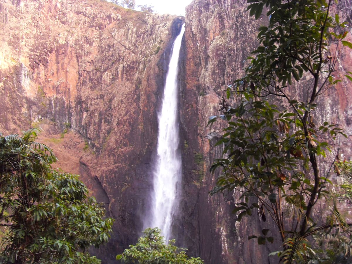 Wallaman Falls